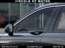 Lincoln Nautilus Premiere AWD 2026 — side view