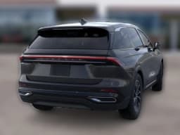 Lincoln Nautilus Premiere AWD 2026 — side view