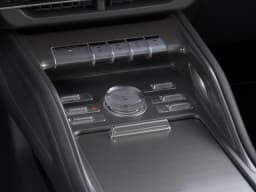 Lincoln Nautilus Reserve AWD 2026 — side view