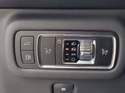 Lincoln Nautilus Reserve AWD 2026 — side view