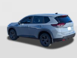 Nissan Rogue SV FWD 2026 — side view