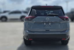 Nissan Rogue SV FWD 2026 — side view