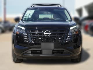 Nissan Pathfinder SV 2WD Nissan Pathfinder SV 2WD