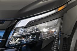 Nissan Pathfinder SV 2WD 2026 — side view