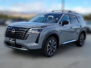 Nissan Pathfinder Platinum 4WD Nissan Pathfinder Platinum 4WD