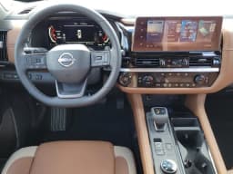 Nissan Pathfinder Platinum 4WD 2026 — side view