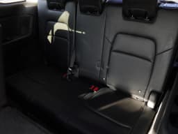 Nissan Pathfinder Platinum 2WD 2026 — side view