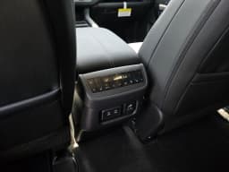 Nissan Pathfinder Platinum 2WD 2026 — side view