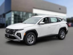 Hyundai Tucson SE FWD 2026 — side view