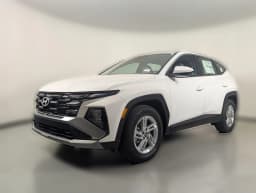 Hyundai Tucson SE FWD 2026 — side view