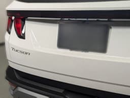 Hyundai Tucson SE FWD 2026 — side view