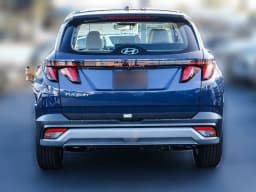 Hyundai Tucson SE FWD 2026 — side view