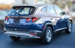 Hyundai Tucson SE FWD 2026 — side view
