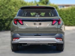 Hyundai Tucson SE FWD 2026 — side view