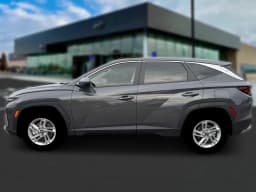 Hyundai Tucson SE FWD 2026 — side view