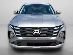 Hyundai Tucson SE FWD 2026 — side view