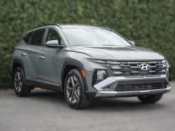 Hyundai Tucson SEL FWD 2026 — side view