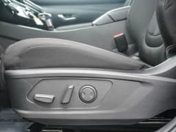 Hyundai Tucson SEL FWD 2026 — side view