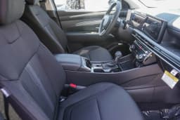 Hyundai Tucson SEL FWD 2026 — side view