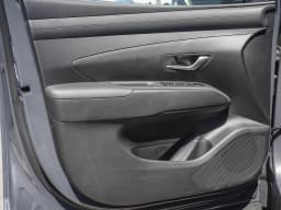 Hyundai Tucson SEL FWD 2026 — side view