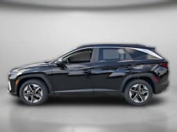 Hyundai Tucson SEL FWD 2026 — side view