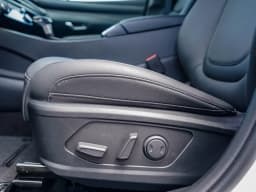 Hyundai Tucson SEL Plus FWD 2026 — side view