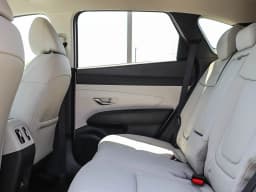 Hyundai Tucson SEL Plus FWD 2026 — side view