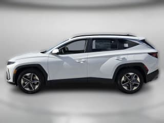 Hyundai Tucson SEL FWD Hyundai Tucson SEL FWD