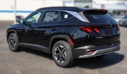 Hyundai Tucson SEL FWD 2026 — side view
