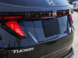 Hyundai Tucson SEL FWD 2026 — side view