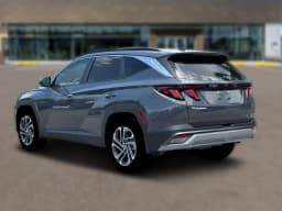 Hyundai Tucson SEL Plus AWD 2026 — side view