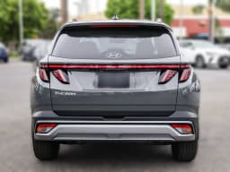 Hyundai Tucson SEL Premium FWD 2026 — side view