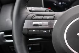 Hyundai Tucson SEL Premium FWD 2026 — side view