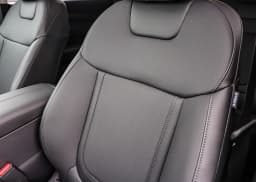 Hyundai Tucson SEL Premium FWD 2026 — side view