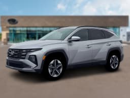 Hyundai Tucson SEL Premium AWD 2026 — side view