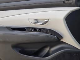 Hyundai Tucson Limited FWD 2026 — side view