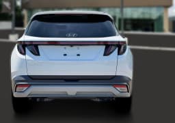 Hyundai Tucson Limited AWD 2026 — side view