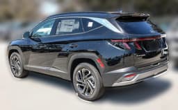 Hyundai Tucson Limited AWD 2026 — side view