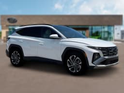 Hyundai Tucson Limited AWD 2026 — side view