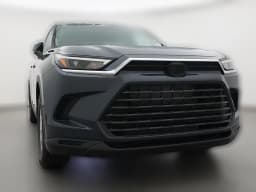 Toyota Grand Highlander LE FWD (Natl) 2026 — side view