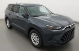 Toyota Grand Highlander LE FWD (Natl) 2026 — side view