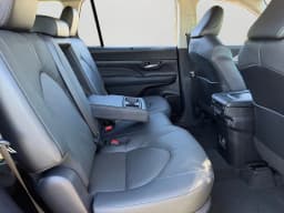Toyota Grand Highlander Hybrid Limited AWD (Natl) 2026 — side view