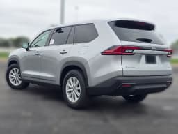 Toyota Grand Highlander Hybrid XLE AWD (Natl) 2026 — side view