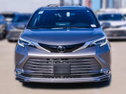 Toyota Sienna Platinum AWD 7-Passenger (Natl) 2026 — side view