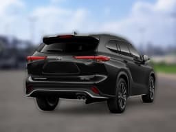 Toyota Highlander XSE AWD (Natl) 2026 — side view