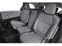 Toyota Sienna LE AWD 8-Passenger (Natl) 2026 — side view