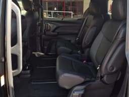 Toyota Sienna XSE FWD 7-Passenger (Natl) 2026 — side view