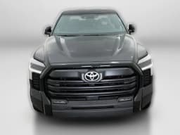 Toyota Tundra 2WD SR5 CrewMax 5.5' Bed (Natl) 2026 — side view