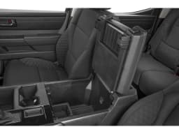 Toyota Tundra 4WD SR5 CrewMax 5.5' Bed (Natl) 2026 — side view