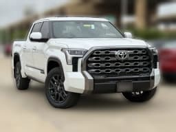 Toyota Tundra 4WD Platinum CrewMax 5.5' Bed (Natl) 2026 — side view
